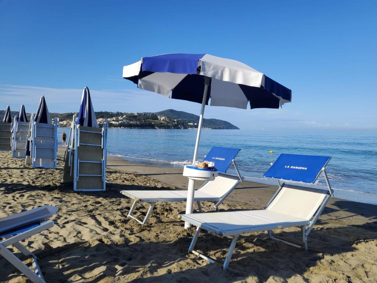 Hotel Residence La Darsena Agropoli Exterior photo